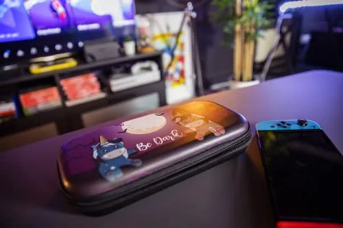 Konix - Housse de transport Unik Be Dark pour Switch - vue 6