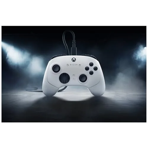 Manette Razer Wolverine V3 Tournament Edition Blanche - vue 2