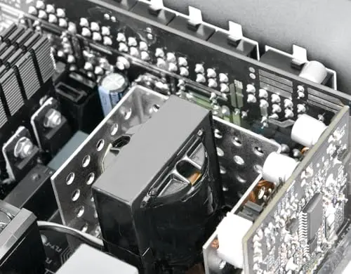 Thermaltake Toughpower PT 1200W modulaire - vue 7