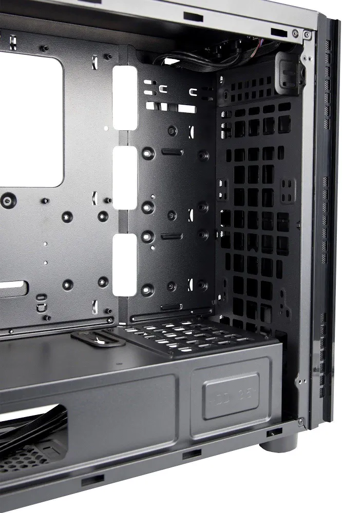Chieftec Hawk Tower mATX - vue 4