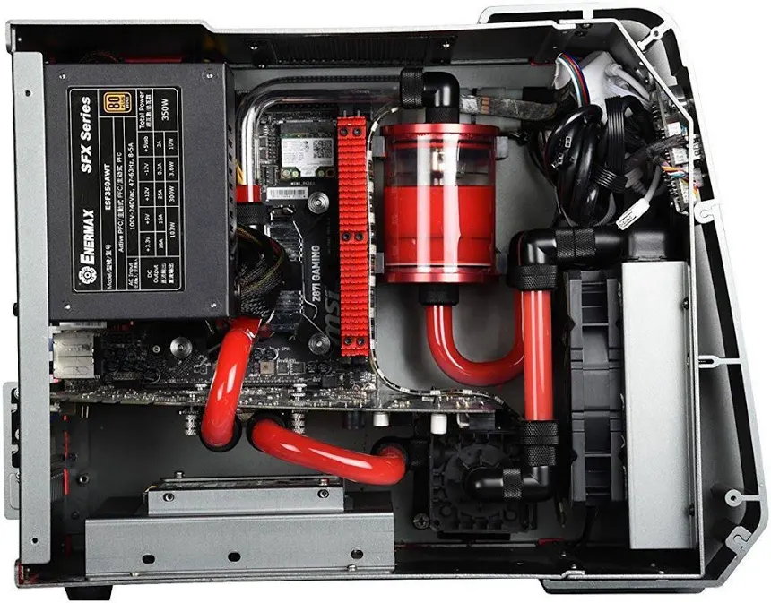 Enermax Steelwing mATX - vue 3