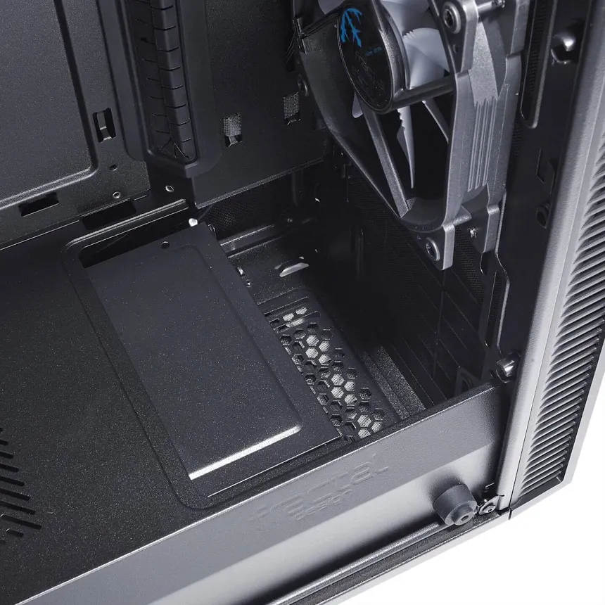 Fractal Design Define C TG Black ATX - vue 4