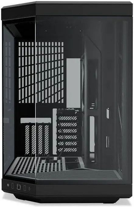 HYTE Y70 mATX - vue 2