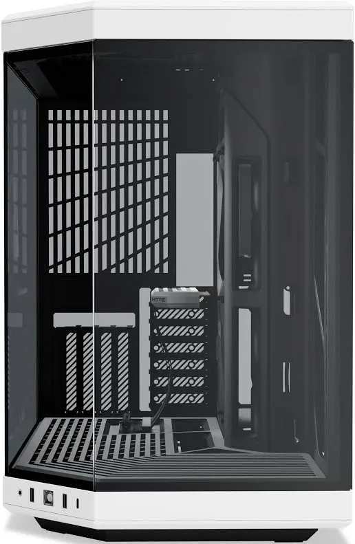 HYTE Y70 mATX - vue 2