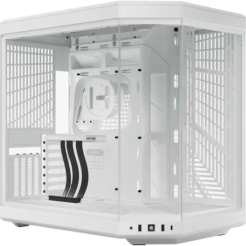 HYTE Y70 mATX