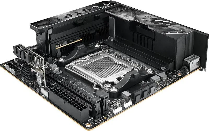 ASUS ROG STRIX X870-I GAMING WIFI  image 4