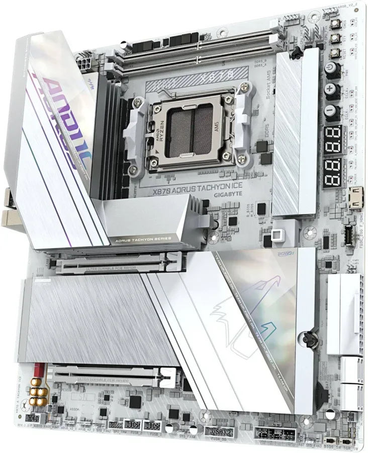 GIGABYTE X870 AORUS TACHYON ICE X870 E-ATX WiFi 7 image 3