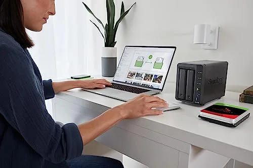 Seagate IronWolf ST2000VN003 2 To NAS - vue 8