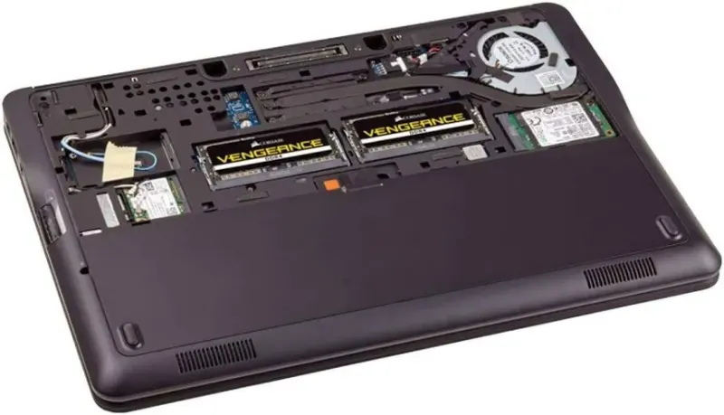 Corsair 32 Go Kit 2x16Go DDR4 3200 MHz - vue 5