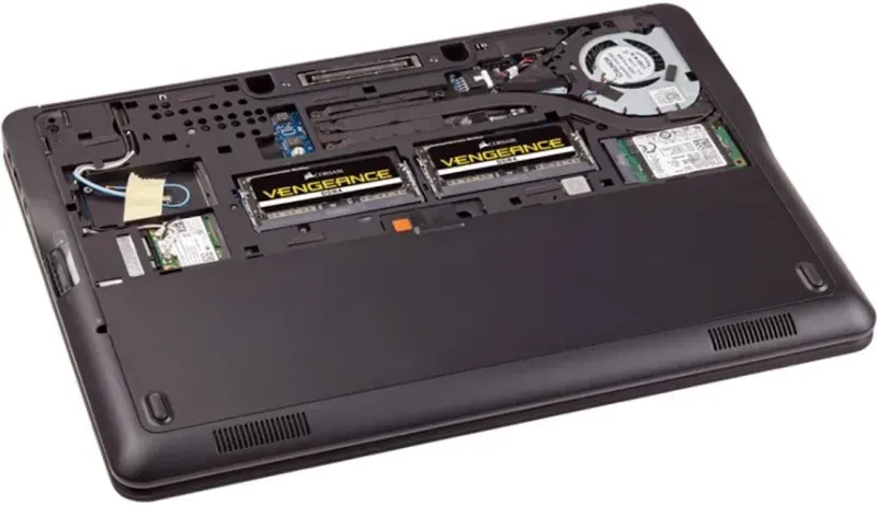 Corsair Vengeance 16 Go Kit 2x8Go DDR4 3200 MHz - vue 4