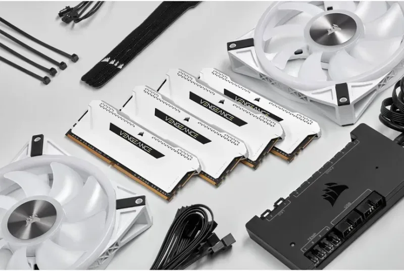 Corsair Vengeance 64 Go Kit 4x16Go DDR4 3200 MHz - vue 2