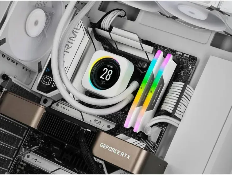 Corsair Vengeance RGB 32 Go Kit 2x16Go DDR5 6000 MHz - vue 3