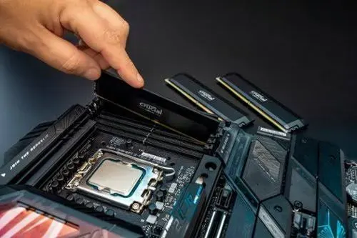 Crucial Pro 32 Go Kit 2x16Go DDR5 6000 MHz - vue 5