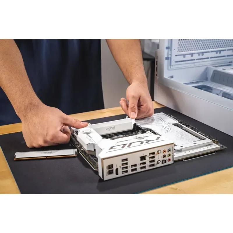 Crucial Pro 32 Go Kit 2x16Go DDR5 6000 MHz - vue 4