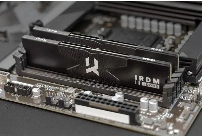 Goodram IRDM 32 Go Kit 2x16Go DDR5 6400 MHz - vue 5