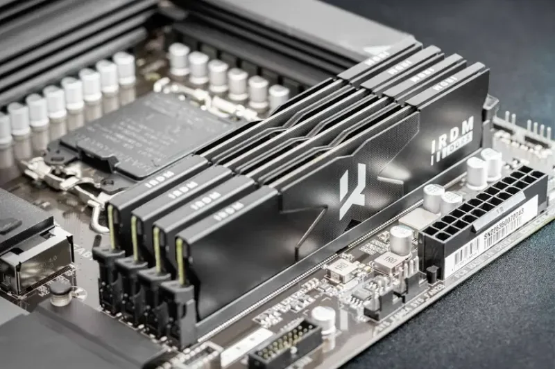 Goodram IRDM 32 Go Kit 2x16Go DDR5 6800 MHz - vue 4
