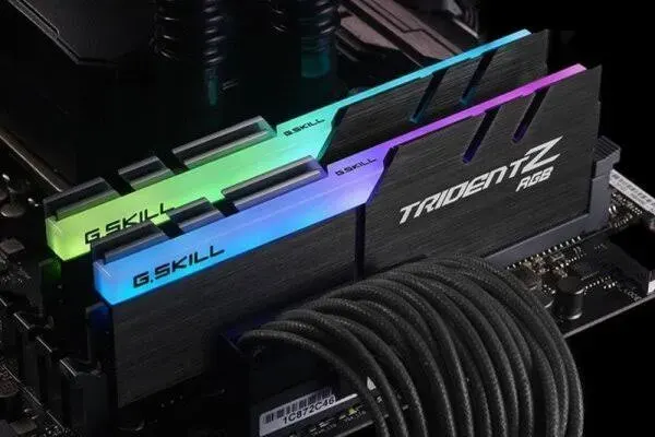 G.Skill 16 Go Kit 2x8Go DDR4 3600 MHz - vue 2