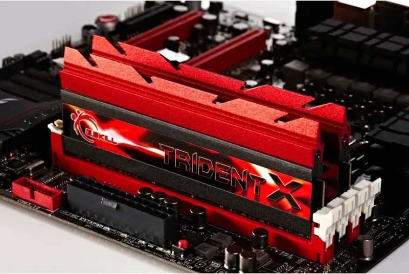 G.Skill 8 Go Kit 2x4Go DDR3 2400 MHz - vue 3