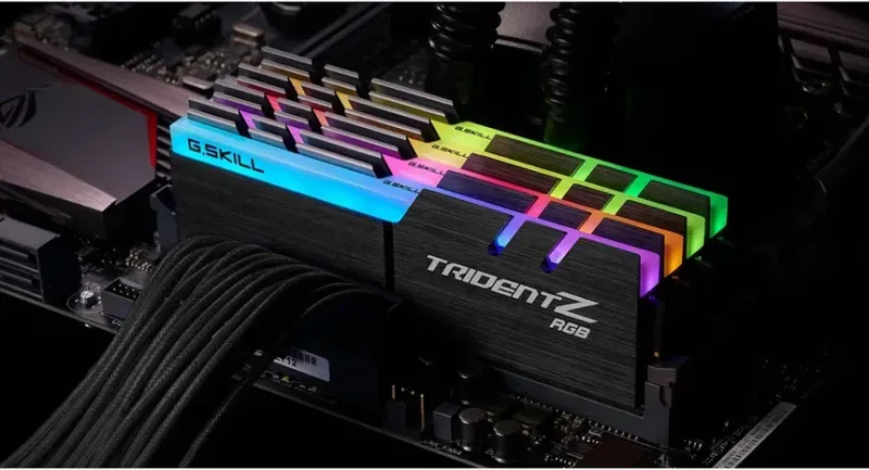 G.Skill Trident Z RGB 32 Go Kit 4x8Go DDR4 4000 MHz RGB - vue 2