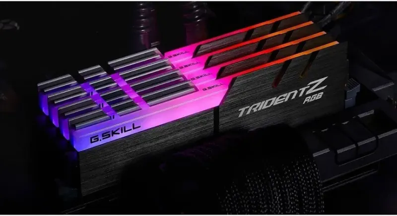 G.Skill Trident Z RGB 32 Go Kit 4x8Go DDR4 4000 MHz RGB - vue 4