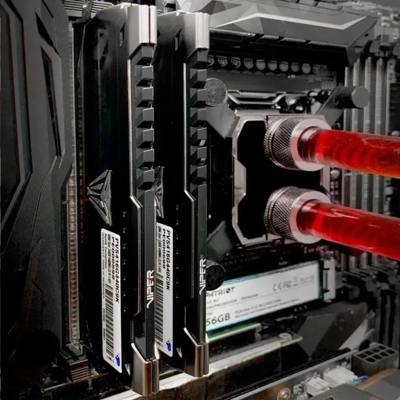 Patriot Viper Steel 64 Go Kit 2x32Go DDR4 3600 MHz - vue 4