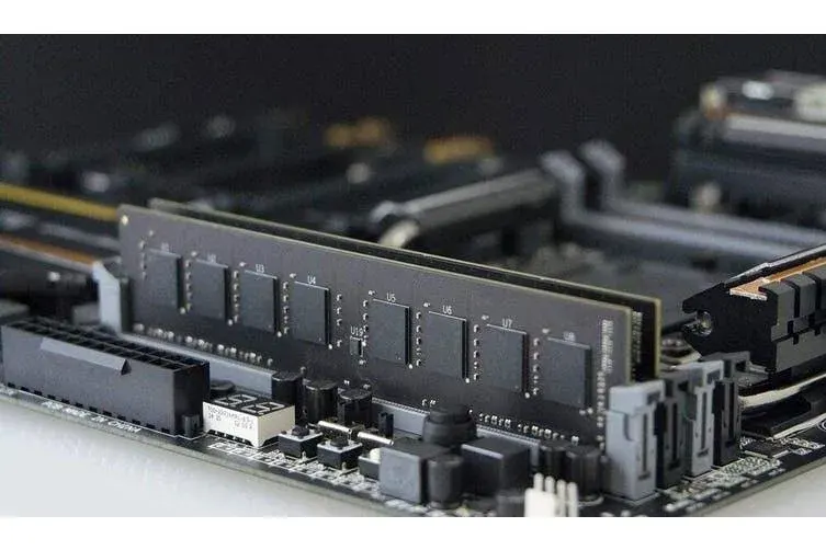 Team Group Elite 8 Go DDR4 3200 MHz - vue 5