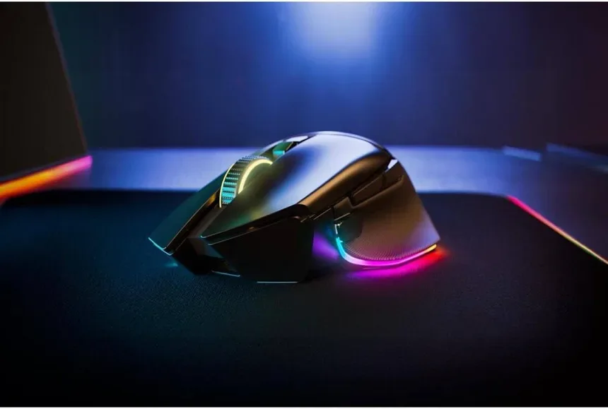 Razer Basilisk V3 Pro Noir - vue 5