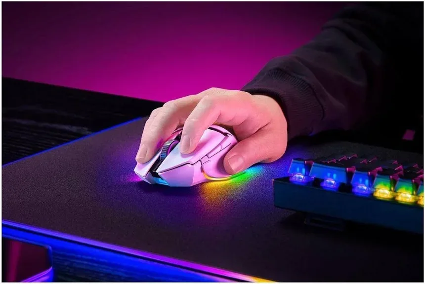 Razer Basilisk V3 Pro Phantom White - vue 5