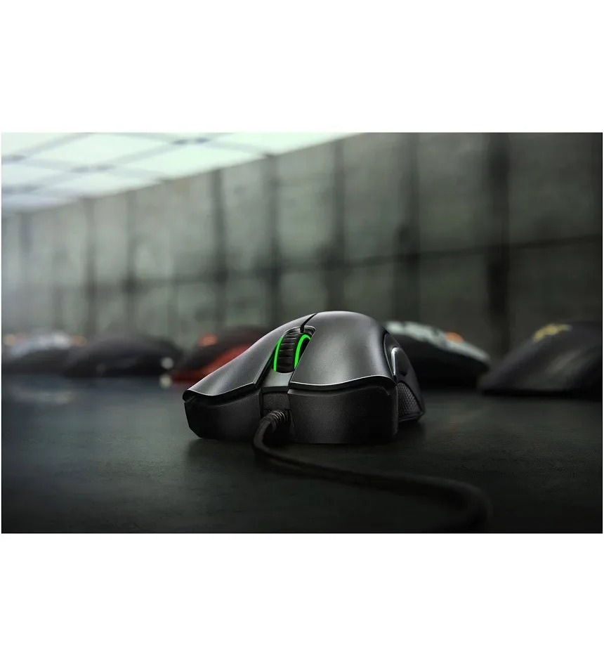 Razer DeathAdder Essential Noir - vue 3