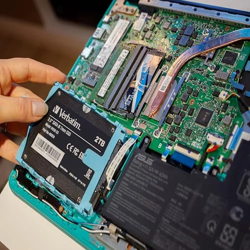 Verbatim Vi550 S3 2 To SSD SATA - vue 5